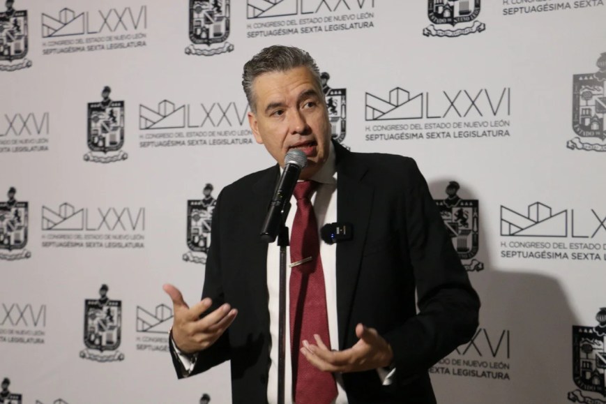 Waldo Fernández llama «bipolar» a la oposición