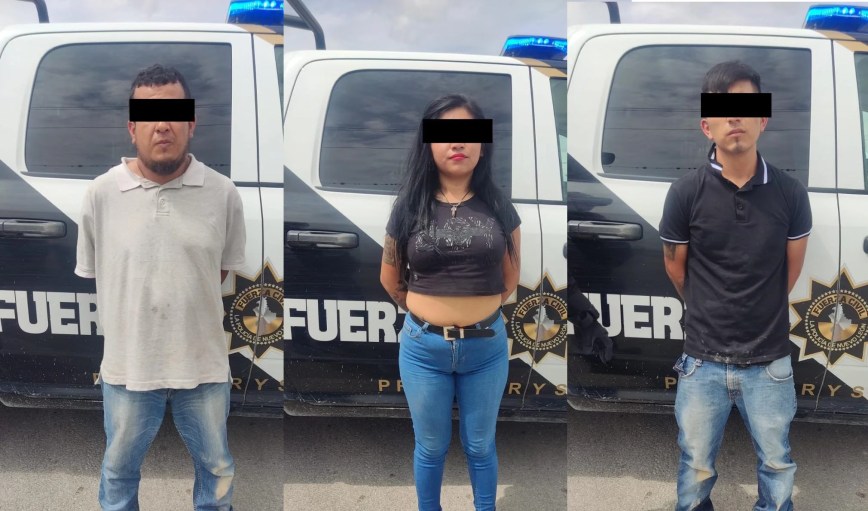 Detienen a tres personas que portaban armas y drogas