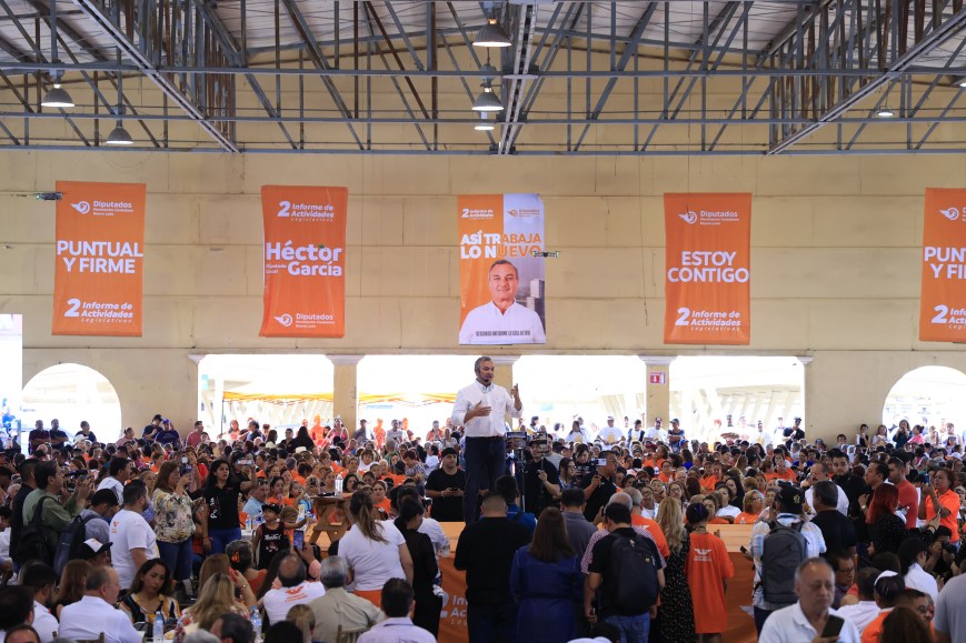 Héctor García rinde su Segundo Informe