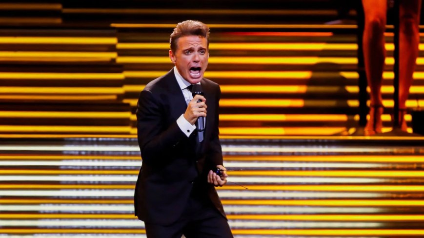 Hospitalizan de emergencia a Luis Miguel