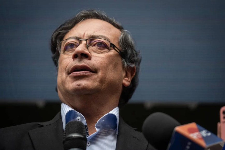 Hijo de Gustavo Petro, asegura que dinero ilícito entró a campaña de su padre