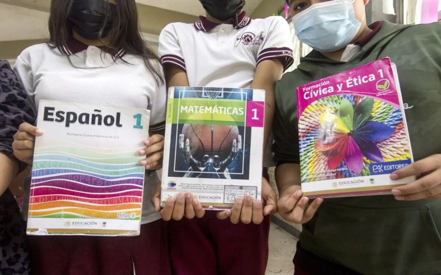 Se pronuncian contra libros de texto en Nuevo León