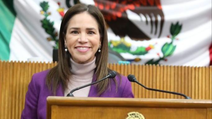Ivonne Álvarez plantea apoyos en movilidad para estudiantes del norponiente