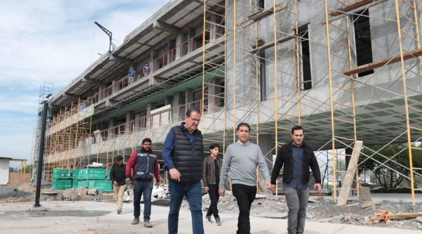 Supervisan construcción de campus de la UANL en Juárez