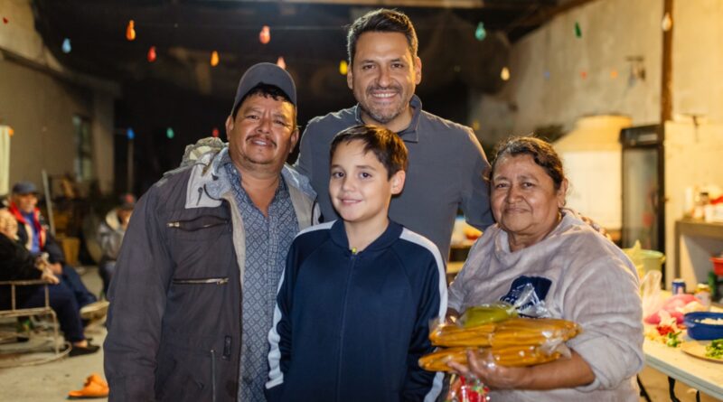 Otorga Guadalupe cenas navideñas