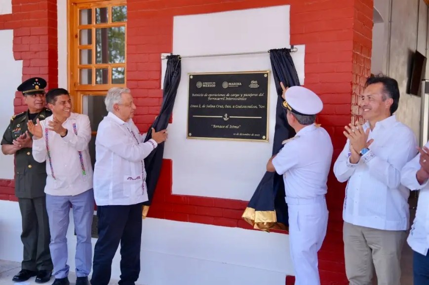 Inaugura AMLO Tren Interoceánico