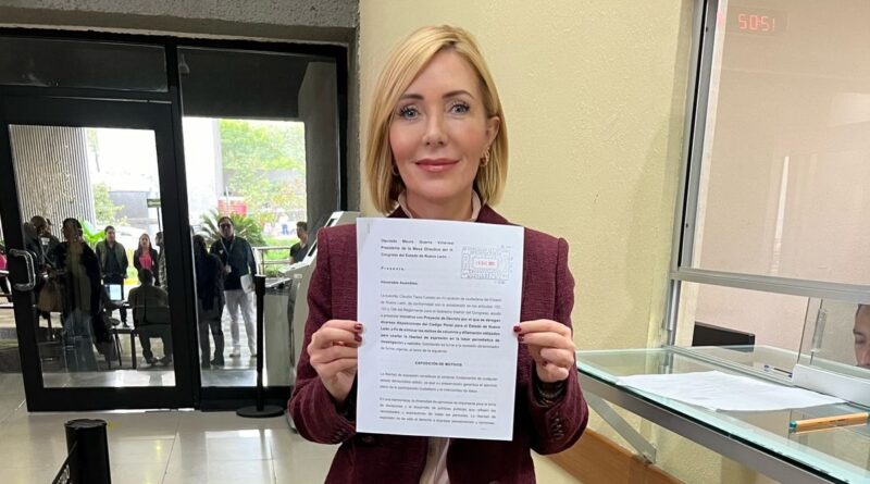Pide Claudia Tapia eliminar delitos de calumnia y difamación