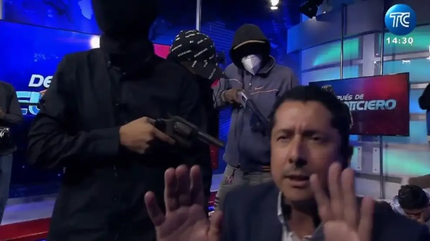 Sicarios toman canal de televisión en Ecuador… ¡En vivo!
