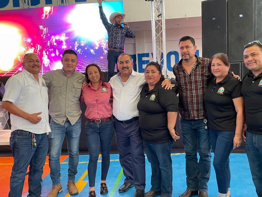 Celebran 55 aniversario del Sindicato de Trabajadores del municipio de San Nicolás