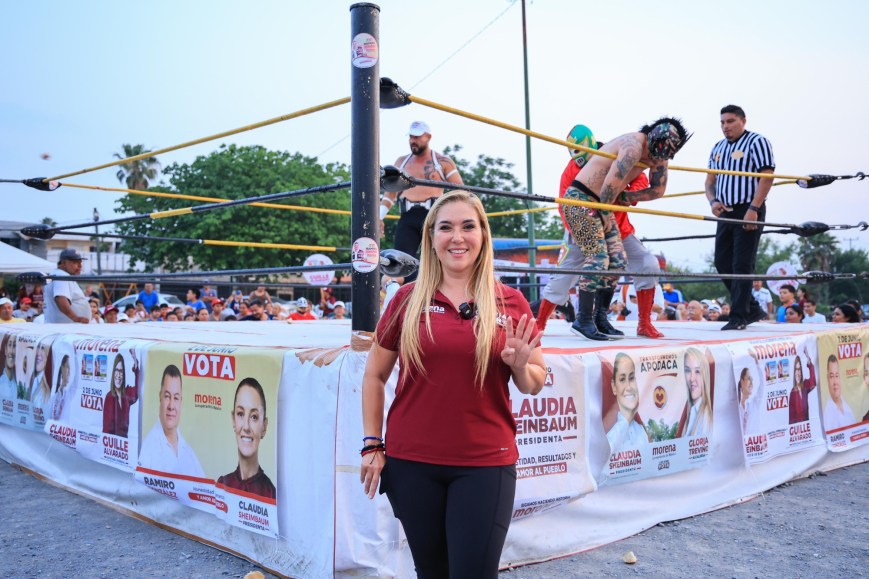Gloria Treviño celebra el Día del Niño con función de lucha libre