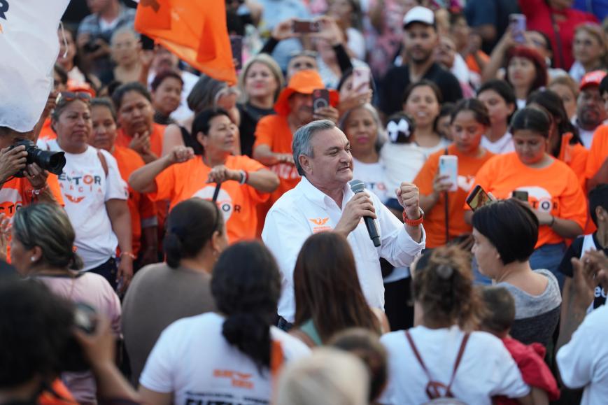 Héctor García promete canalizar el arroyo Las Tinajas