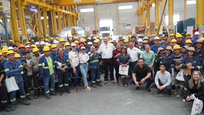 Waldo Fernández y Judith Díaz se comprometen a trabajar por los obreros de Cadereyta