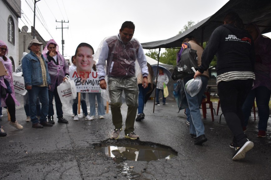 Arturo Benavides promete un mejor drenaje pluvial para Guadalupe