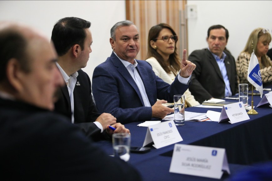 Ante Caintra, Héctor García promete Cero Corrupción en Guadalupe