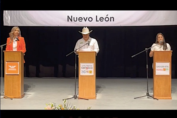 Destaca Yazmín Bárcenas en debate por el Distrito Federal 9