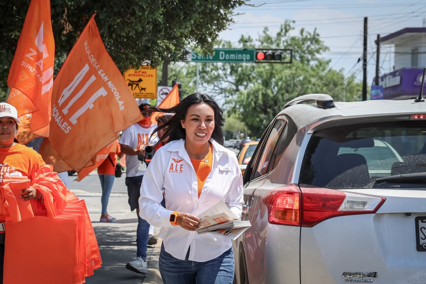 Presenta Ale Morales su plan de pavimentación para San Nicolás