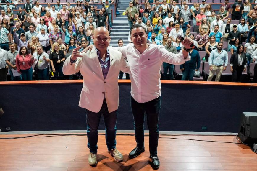 Ofrecen simposio para la transformación de García