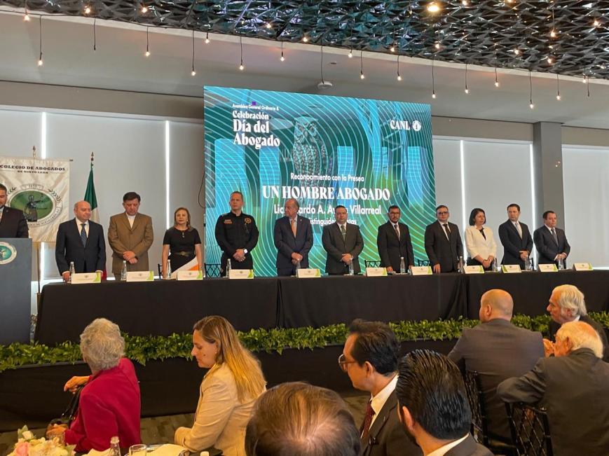 Reconocen a los abogados de Nuevo León