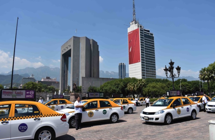Se comprometen Taxis Unidos con la ciudadanía