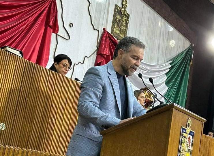 Propone Mario Salinas pago del predial mediante reciclaje