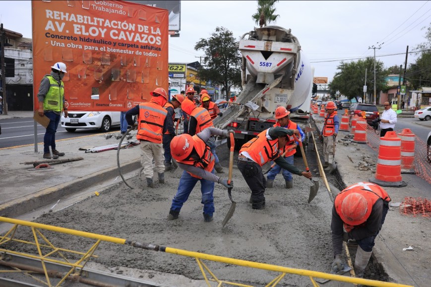 Inician trabajos de concreto hidráulico en avenida Eloy Cavazos en Guadalupe