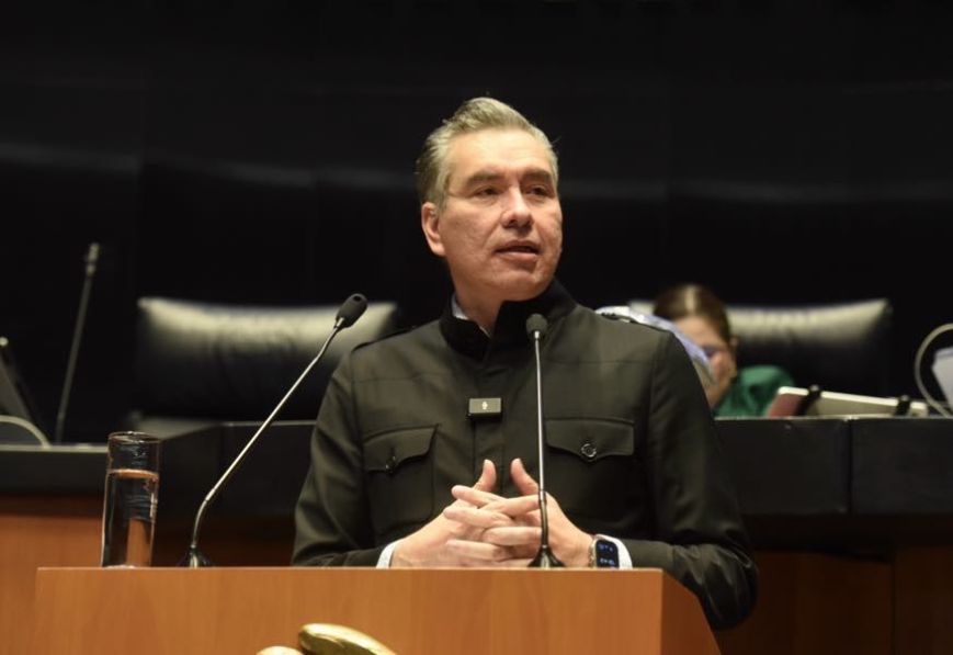 Waldo Fernández exige soluciones para la movilidad de Nuevo León en el Senado