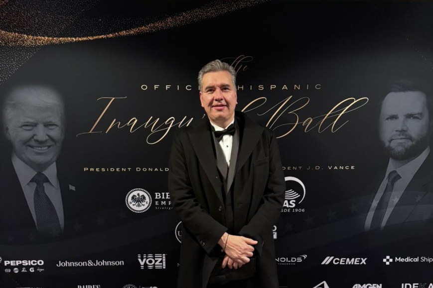 Inicia Waldo Fernández gira por Estados Unidos con la llegada de Trump