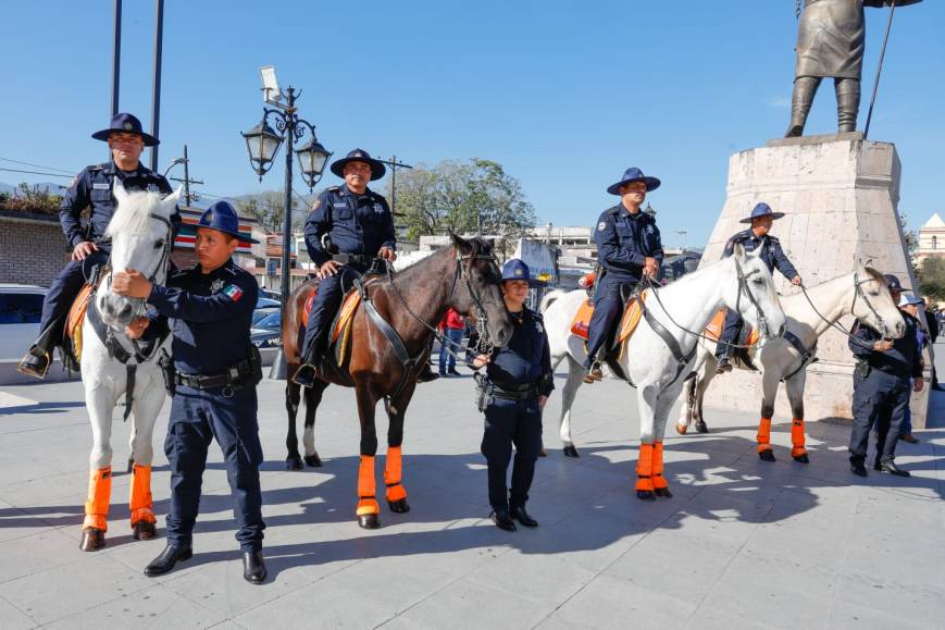 Presenta Guadalupe a su Policía Montada
