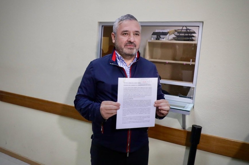 Propone Javier Caballero garantizar abasto gratuito de medicamentos