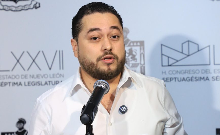 Llama Miguel Lechuga a esclarecer situación legal sobre predio de Tesla