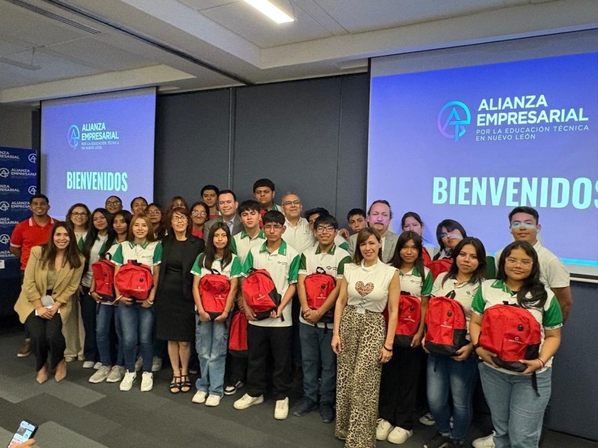 Refuerza CAINTRA su compromiso con la educación técnica