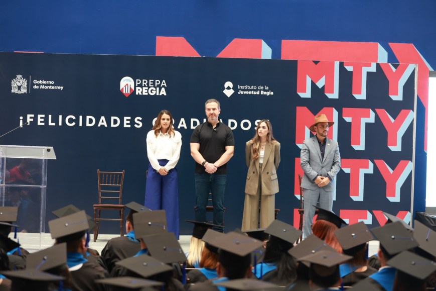 Se gradúa la primera generación de la Prepa Regia en Monterrey