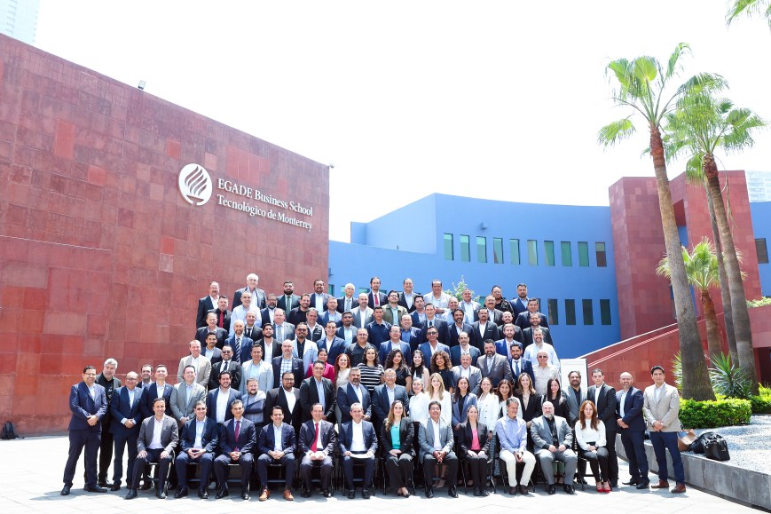 Celebran graduación de la segunda generación del Programa PyMEx