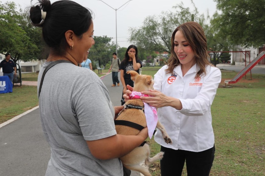 Triunfa segunda edición de la “Caminata Perrona” en Guadalupe