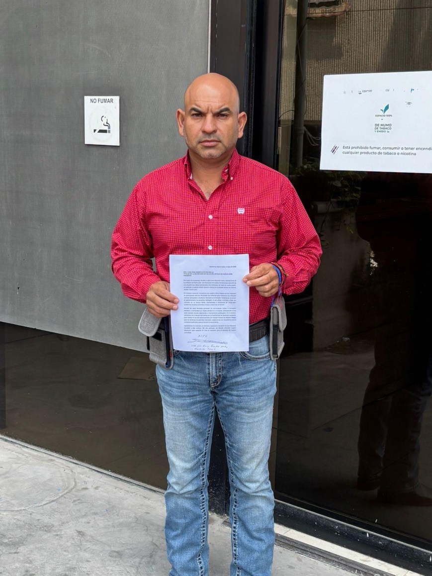 Exige José Luis Santos mejoras en la atención médica del Hospital de Sabinas