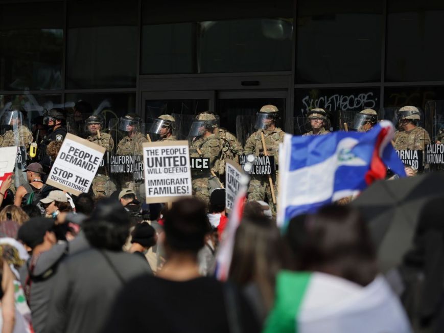 Rechazan redadas con protestas masivas en varias ciudades de EE.UU.