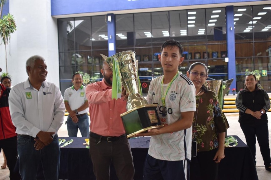 Exigen que Fiscalía de Tabasco esclarezca asesinato de Sergio Emiliano