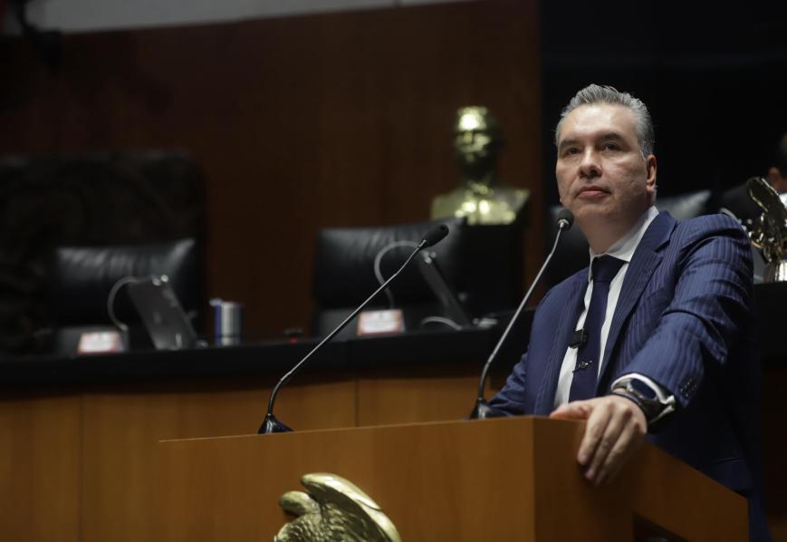 Llama Waldo Fernández a la unidad nacional y condena oportunismo político ante crisis migratoria