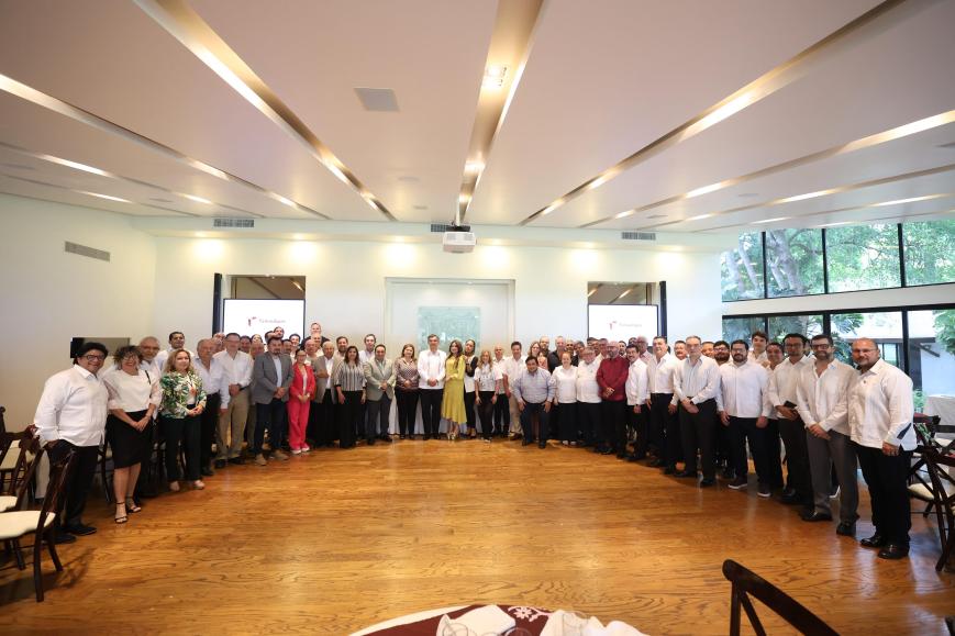 Reitera Américo su respeto a la libertad de expresión y pide a medios rescatar la verdad