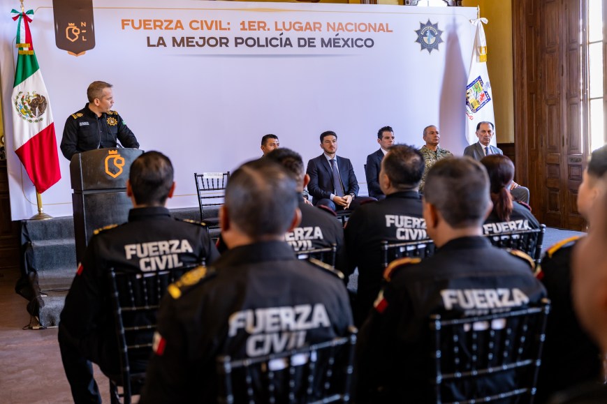 Reconoce Fuerza Civil a sus mandos por ser la mejor policía de México