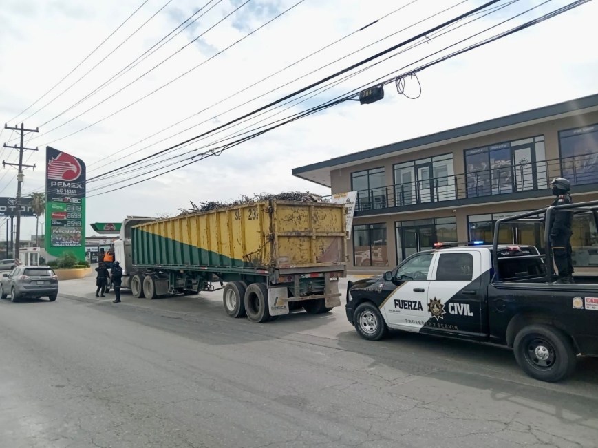 Detienen a hombre por tirar 30 toneladas de chatarra