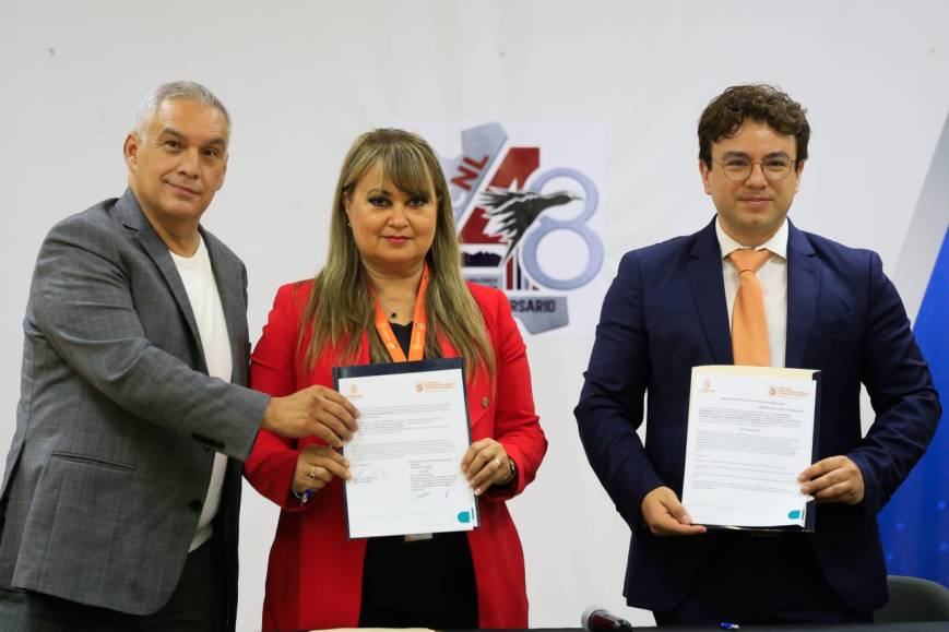 Firma Guadalupe convenio con Alibaba para impulsar a PyMEs