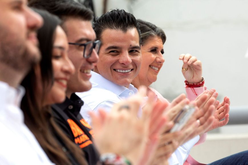 Reconoce Flores Serna inversión histórica para la movilidad en Nuevo León