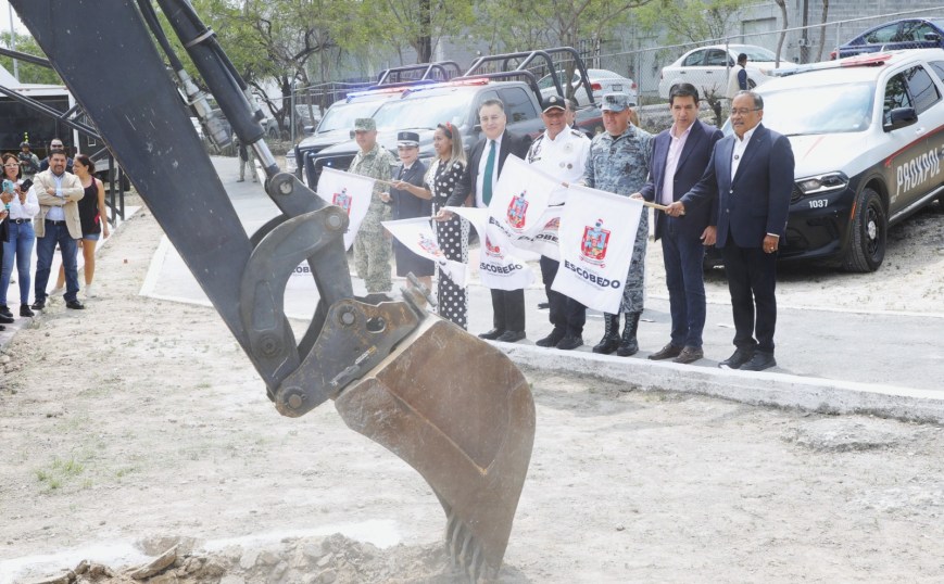 Construye Escobedo stand de tiro real para fortalecer a PROXPOL