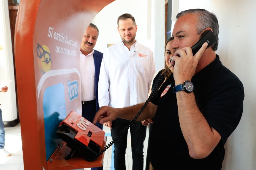 Encabeza Guadalupe instalación de primera cabina 070