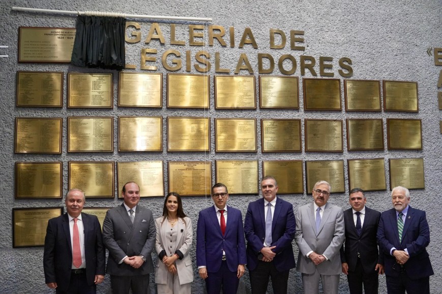 Rinde Congreso homenaje a Diputados Constituyentes