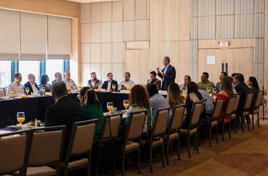 Abordan representantes federales avances del Tren del Norte en reunión mensual