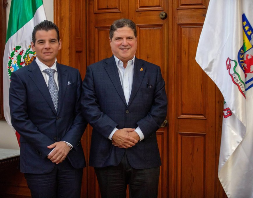 Tiende Miguel Flores lazos con CANACO para fortalecer sector comercial