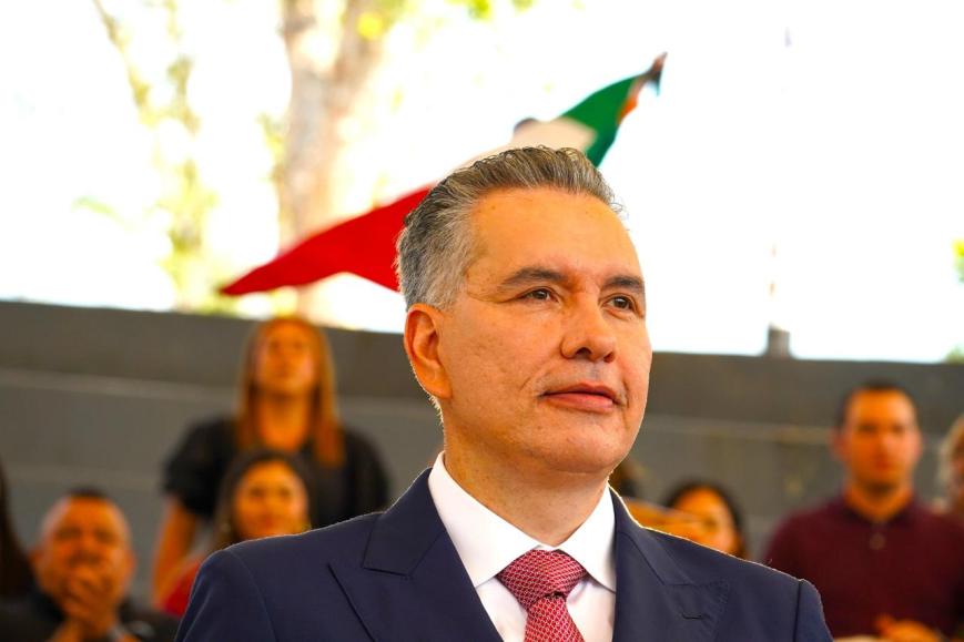 Propone Waldo Fernández jornada laboral flexible para padres de niños con discapacidad