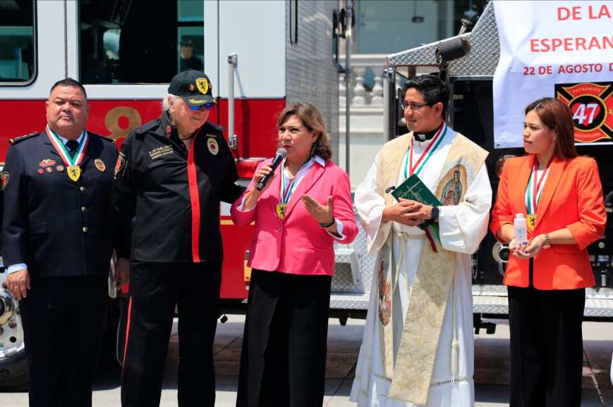 Honran labor de Bomberos Guadalupe